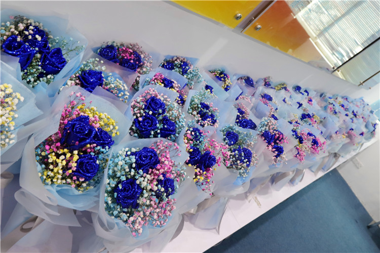 長隆科技三八節禮物